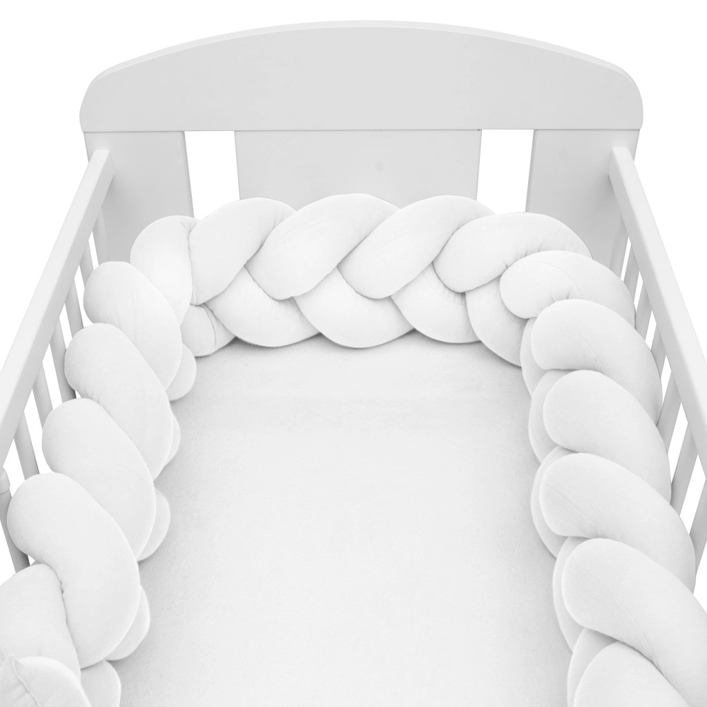 Mušelínový copový mantinel do postýlky bílý