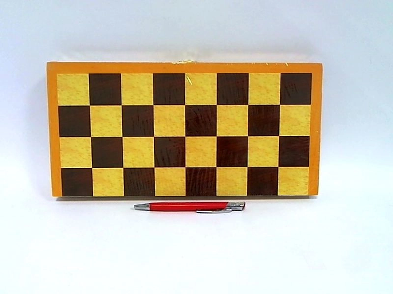 Dřevěné šachy JYWK – cestovní a rodinná sada 34 × 33 cm