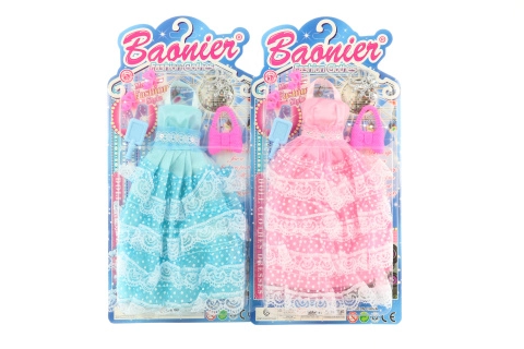 Šatičky pro panenky s doplňky