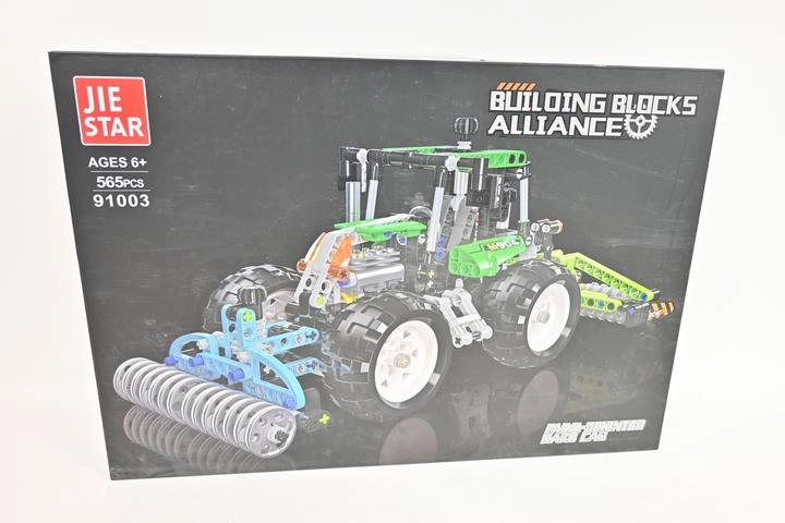 Stavebnice traktor se stroji – 565 dílků