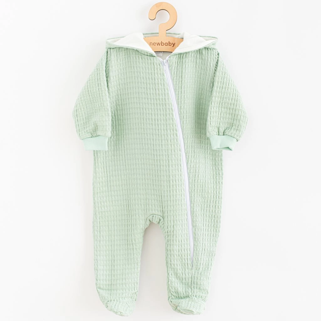 Kojenecký mušelínový overal s kapucí NEW BABY Comfort Clothes šalvějový