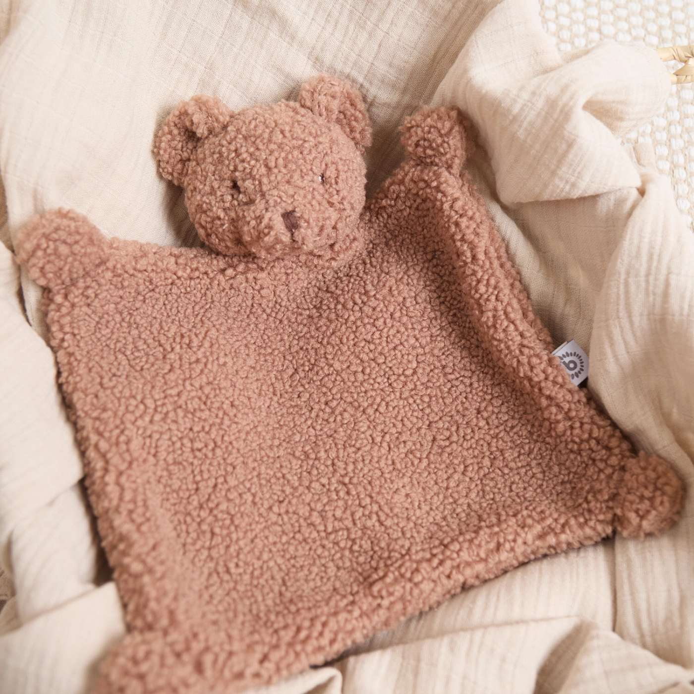 Bieco - Textilní muchláček - medvídek Mika