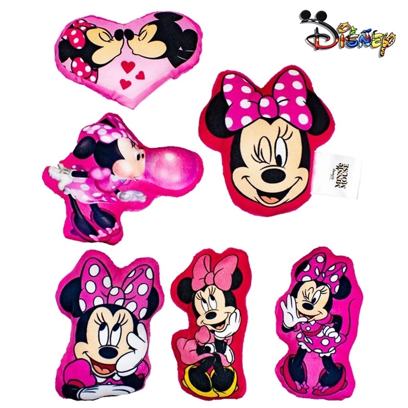 Plyšový polštář MINNIE MOUSE – hebký dekorativní polštářek