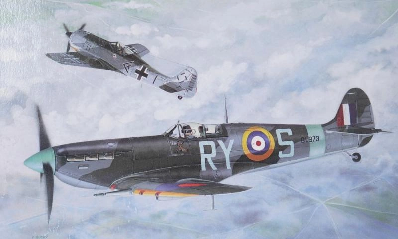 Model Supermarine Spitfire MK.VB 1:72