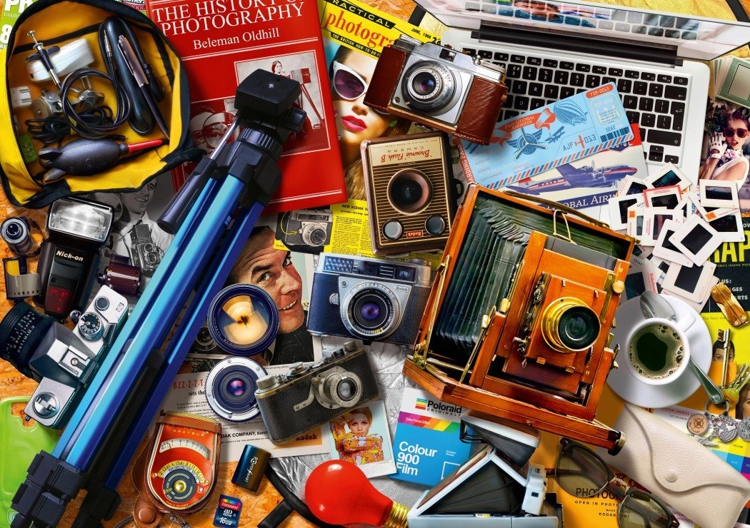 BlueBird Staré fotoaparáty na stole 1000 dílků