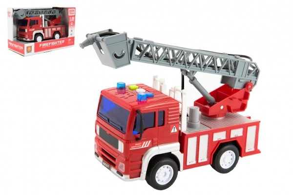 Levně Teddies Auto hasiči stříkací vodu 20cm plast na setrvačník na bat. se zvukem se světlem