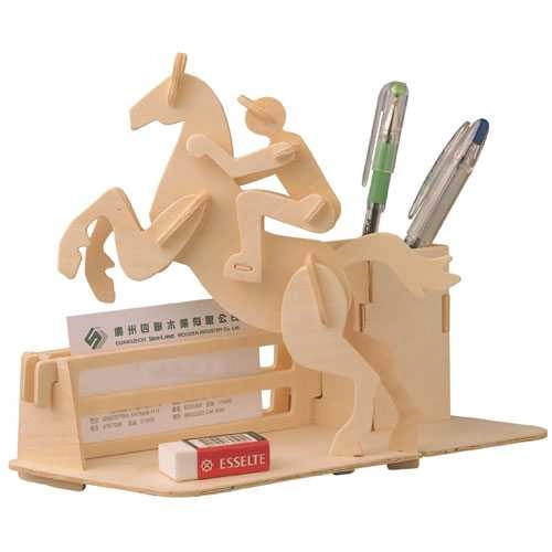 Levně Woodcraft Dřevěný 3D puzzle Stojánek na tužky Dostihy