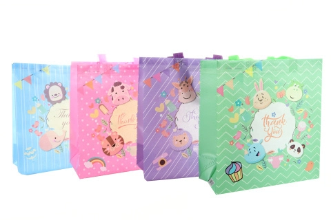 Dárková taška se zvířátky z plastu 26,5 × 29,5 × 12 cm