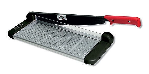 Páková řezačka M+R 6426, A5, hliníková M+R