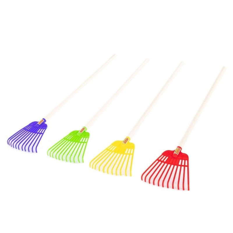 Dětské hrabičky s dřevěnou rukojetí