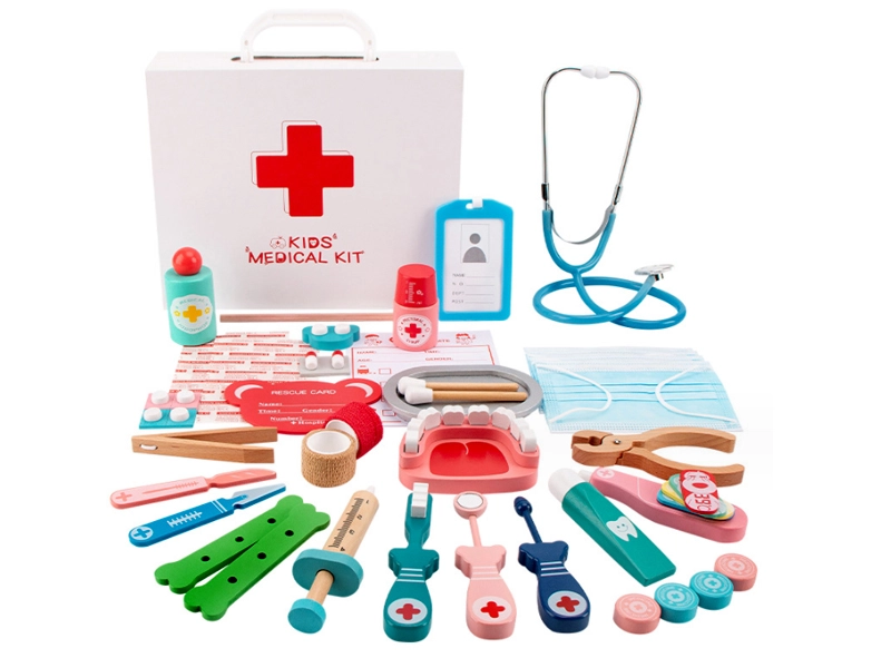 dřevěná sada malý doktor