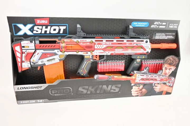 Zuru X-shot Skins longshot blaster s dostřelem 43 m