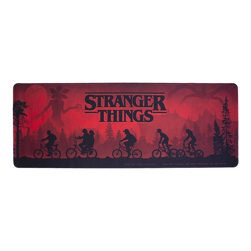 Levně Stranger Things Herní podložka - classic logo
