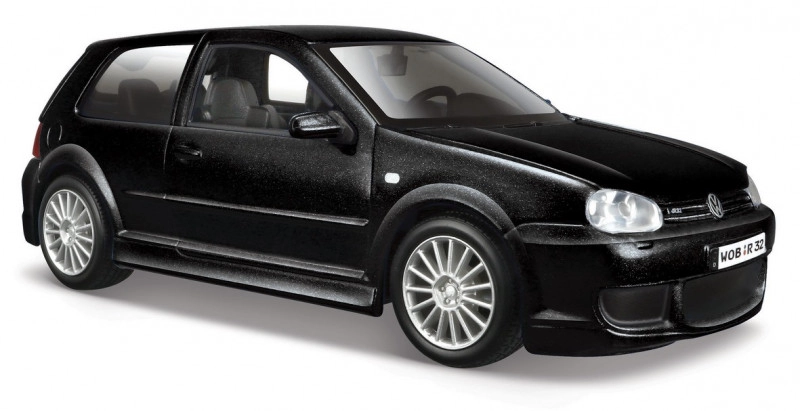 Maisto Volkswagen Golf R32 31290 černá 1:24