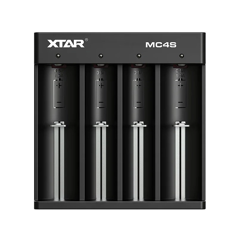 Nabíječka akumulátorů Li-ion a Ni-MH XTAR MC4S - 1 kus