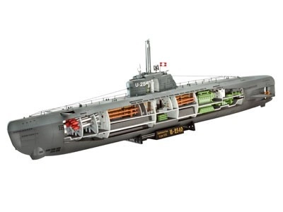 Revell Plastic modelKit ponorka 05078 Deutsches U-Boot Typ XXI mit Interieur 1:144