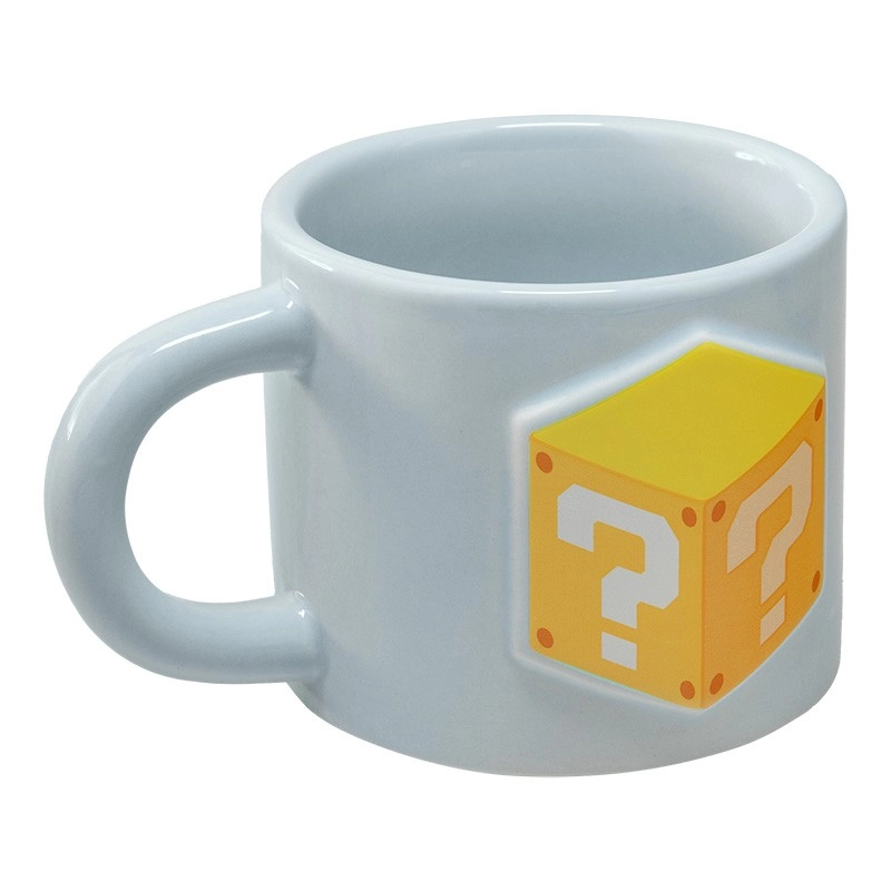 Embosovaný keramický hrnek Super Mario