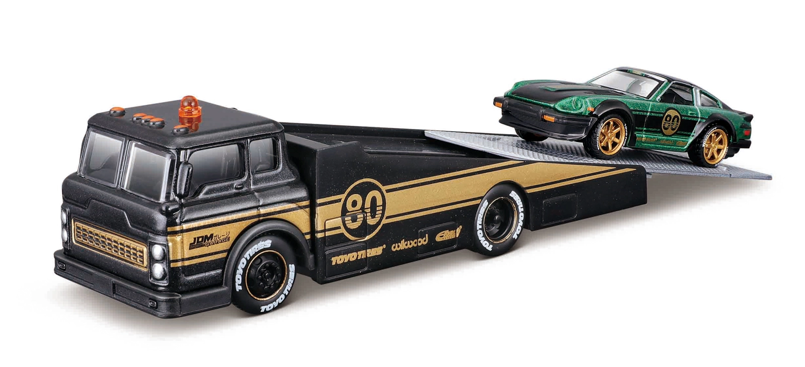 Levně MAISTO design Elite Transport Ramp Truck + 1980 Datsun 280ZX S130 1:64