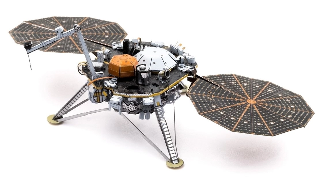 METAL EARTH 3D puzzle InSight Mars Lander