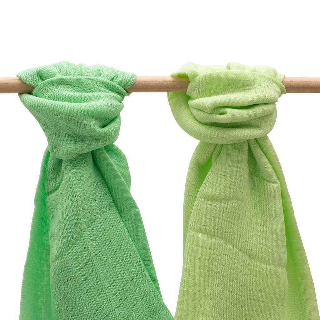 Bavlněné mušelínové pleny NEW BABY 70 × 80 cm – sada 2 ks, světle a tmavě zelená