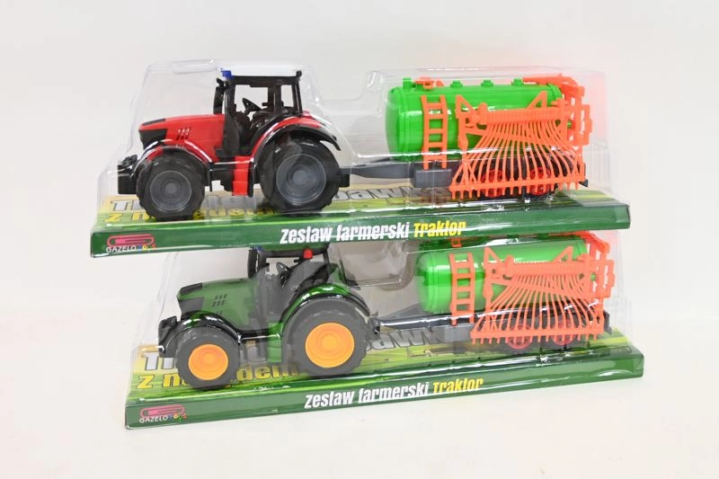 Traktor se zemědělským strojem