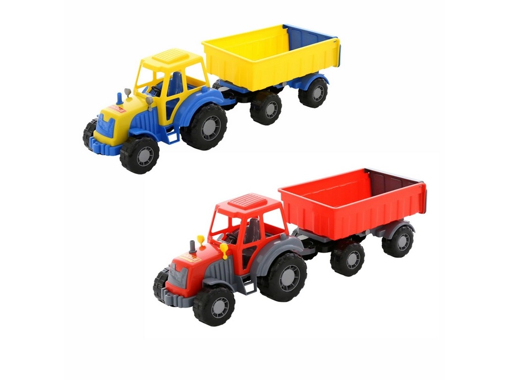 Traktor Altaj s přívěsem