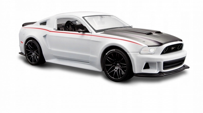 Kompozitní model Ford Mustang Street Racer 1/24 bílý