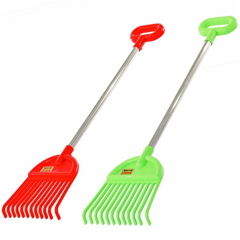 Dětské hrábě s kovovou rukojetí