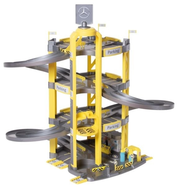 Parkoviště Mercedes 4 patra