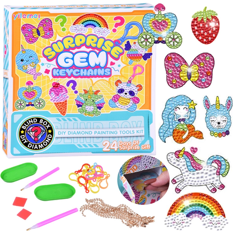 kreativní adventní kalendář – diamantové malování a třpytivé přívěsky pro děti