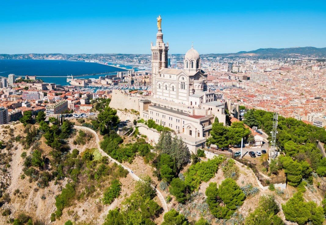 Puzzle Bazilika Notre-Dame de la Garde 1000 dílků