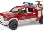 Hasičský vůz Bruder RAM 2500 s vodním dělem, světlem a zvukem