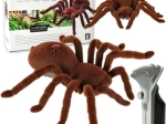 Dálkově ovládaná chlupatá tarantule s ovladačem