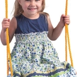 Dřevěná houpačka pro děti