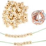 Dřevěné navlékací korálky s písmenky small foot – sada 300 ks