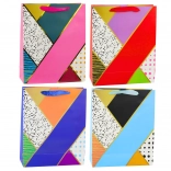 Papírová dárková taška s geometrickými vzory 32 × 26 × 12 cm