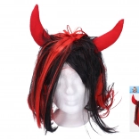 Paruka s čertími rohy