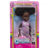 Panenka BARBIE Chelsea, fialové šaty s květinami, 15 cm
