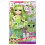 Rainbow High malá vílí sestřička Emerald – zelená panenka s křídly a mazlíčkem