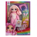 Loutka Rainbow High Junior na Pyžamovou Párty, Bella Růžová