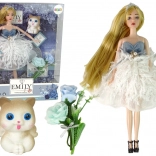 panenka emily s koťátkem a květinami