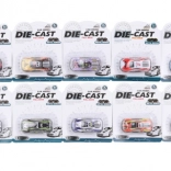 Kovové závodní autíčko na kartě