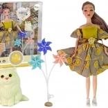 Látková panenka Emily s větrníky a koťátkem