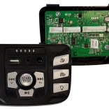 Panel hudby pro vozidlo na akumulátor