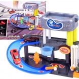 Dvoupodlažní myčka aut s tekoucí vodou, výtahem a efekty