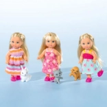 Panenka Evi Love se zvířátkem