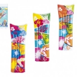 Nafukovací matrace s hawaiiským motivem