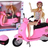 Sada panenka na růžovém skútru s pohyblivými klouby