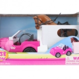 Auto pro panenky s přívěsem a koněm