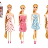 Panenka s dlouhým copem